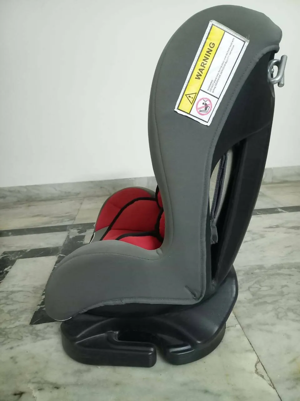 BABYHUG Cruise Car Seat